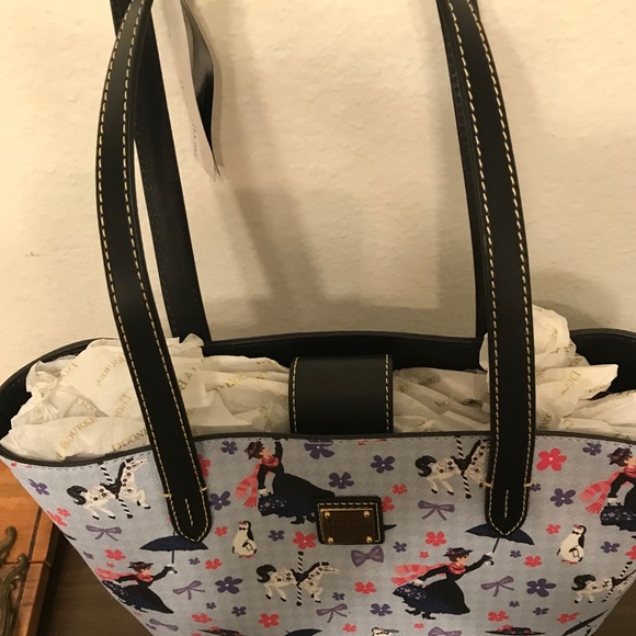 Disney Dooney & Bourke Mary poppins tote - Picture 2 of 3